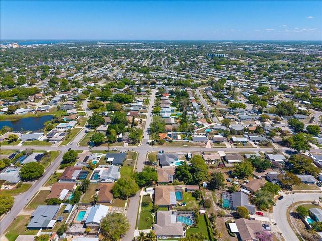 3911 24TH AVENUE W, Bradenton, FL 34205