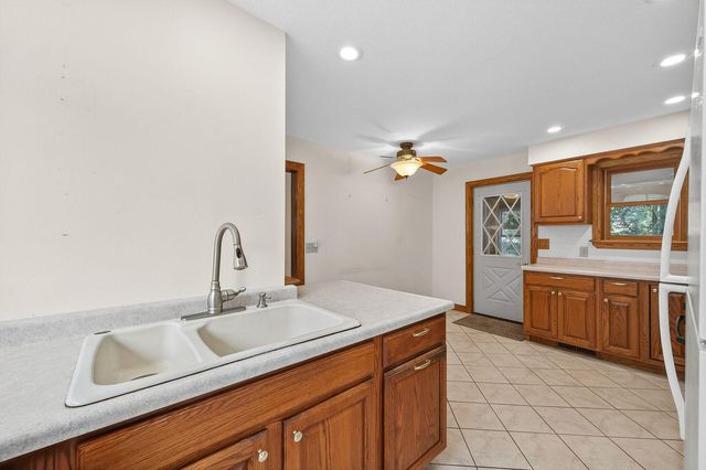 1009 3rd Street S, Stillwater, MN 55082