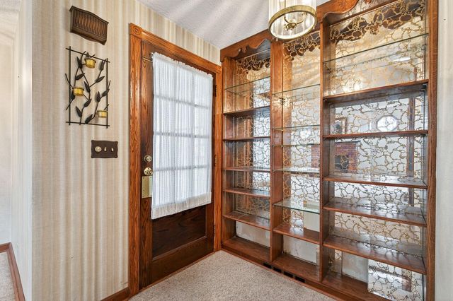 1009 3rd Street S, Stillwater, MN 55082