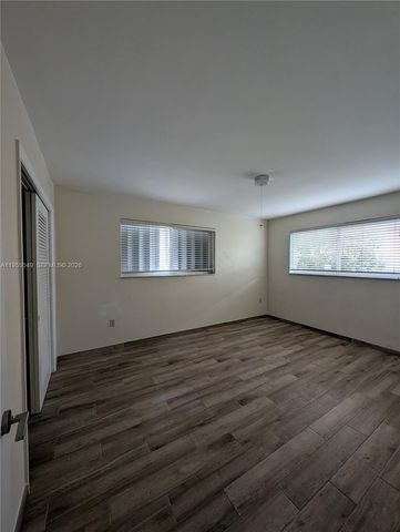 1900 NE 186th Dr, North Miami Beach, FL 33179