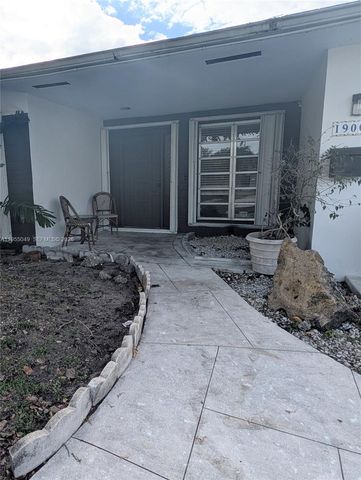 1900 NE 186th Dr, North Miami Beach, FL 33179