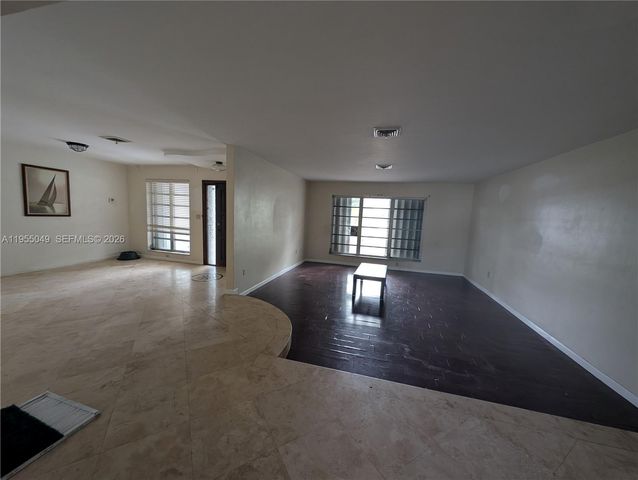 1900 NE 186th Dr, North Miami Beach, FL 33179