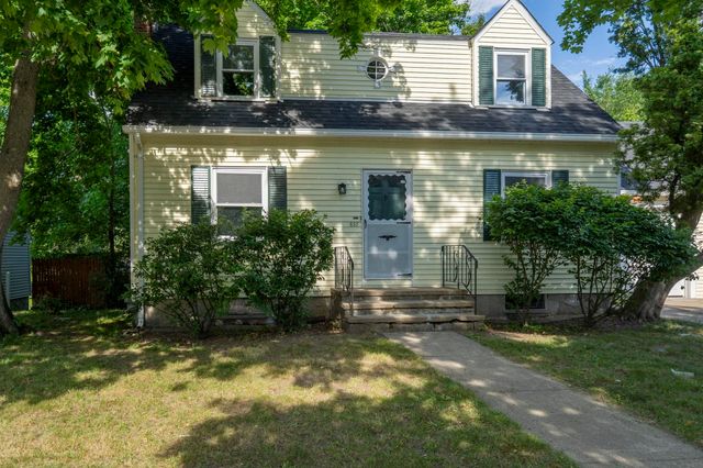 857 Union Street, Manchester, NH 03104