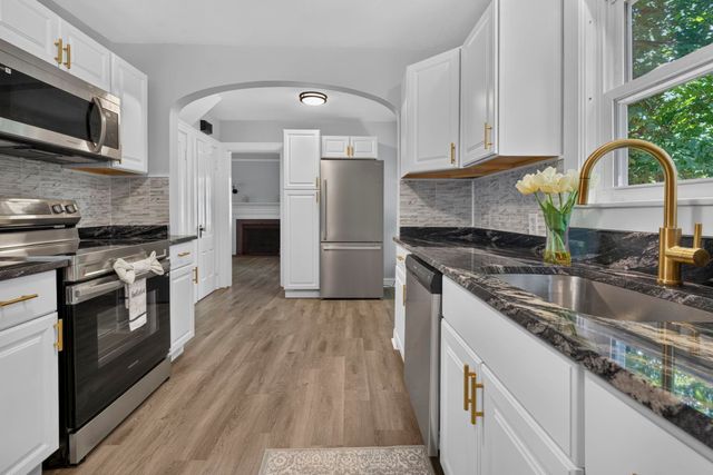 857 Union Street, Manchester, NH 03104