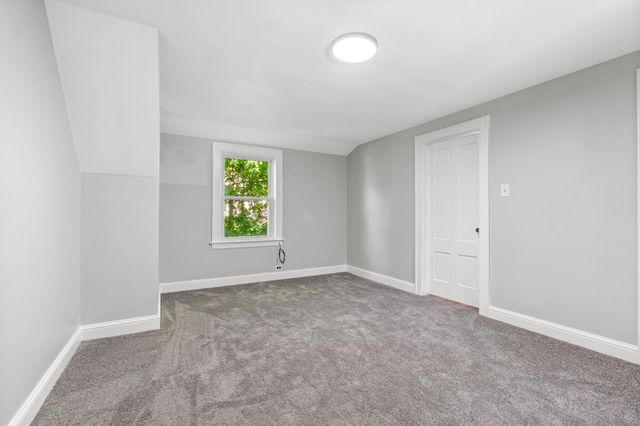 857 Union Street, Manchester, NH 03104