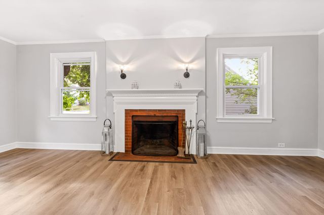 857 Union Street, Manchester, NH 03104