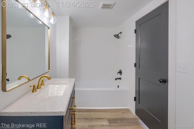 1684 Liberty Street, Lapeer, MI 48446