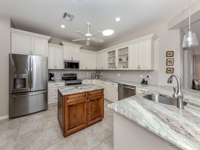 1869 SAN TROVASO WAY, Venice, FL 34285