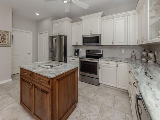 1869 SAN TROVASO WAY, Venice, FL 34285