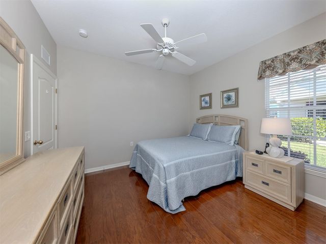 1869 SAN TROVASO WAY, Venice, FL 34285