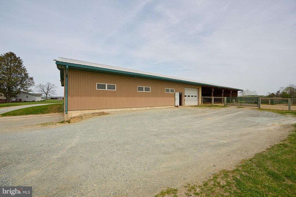 Image 45 of property listing at 1089 NESBITT RD, Colora, MD 21917
