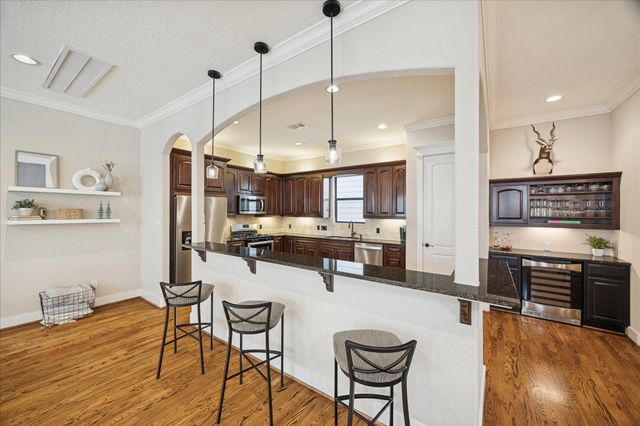 934 W 22nd Street B, Houston, TX 77008