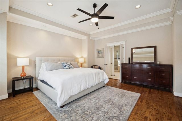 934 W 22nd Street B, Houston, TX 77008