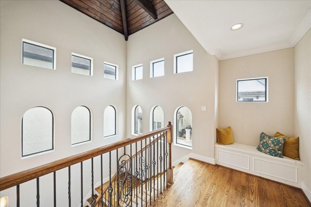 934 W 22nd Street B, Houston, TX 77008