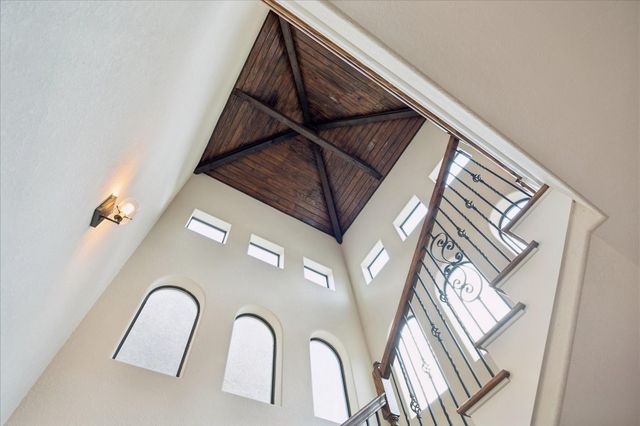 934 W 22nd Street B, Houston, TX 77008