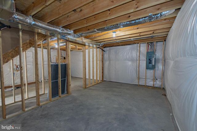 615 ALTA VISTA DR, Harpers Ferry, WV 25425