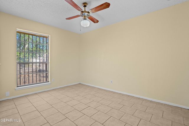 4968 GRAPELAND Drive, El Paso, TX 79924