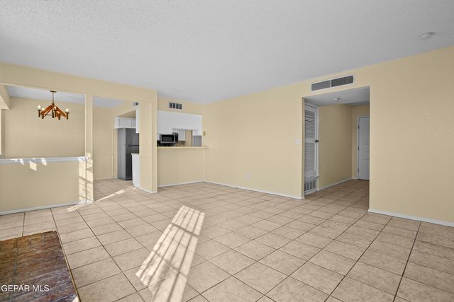 4968 GRAPELAND Drive, El Paso, TX 79924