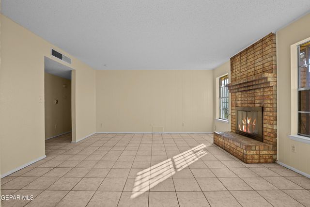 4968 GRAPELAND Drive, El Paso, TX 79924