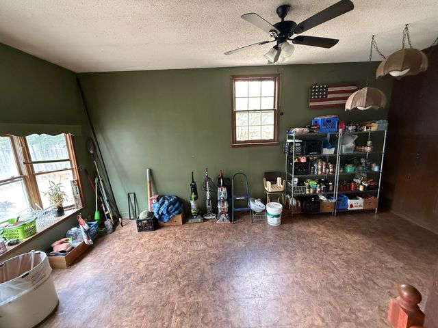 407 Jordan Rd, Clarksville, TN 37042