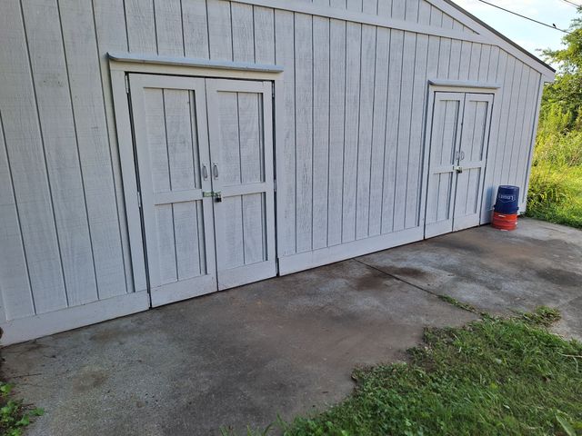 407 Jordan Rd, Clarksville, TN 37042