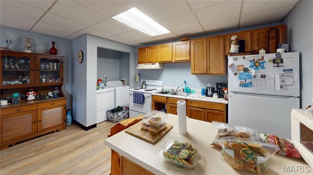 518 W Harris Avenue, Greenville, IL 62246