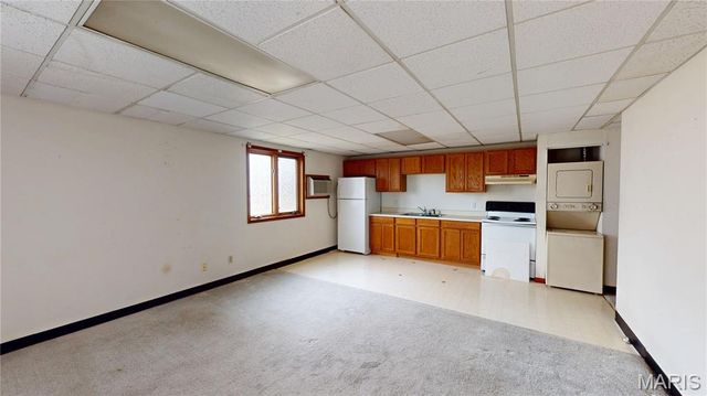 518 W Harris Avenue, Greenville, IL 62246