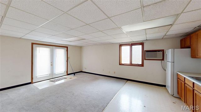 518 W Harris Avenue, Greenville, IL 62246