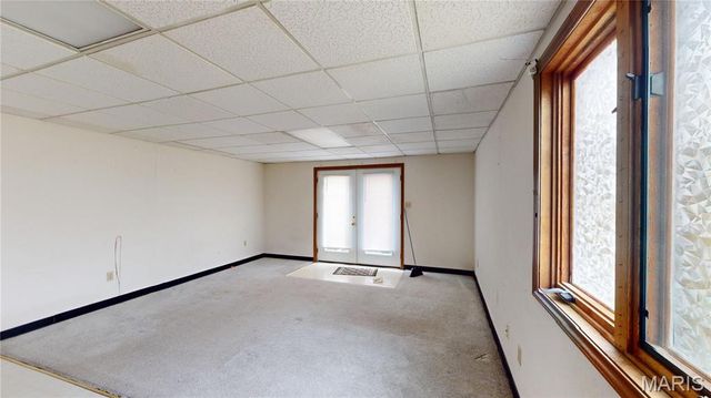 518 W Harris Avenue, Greenville, IL 62246