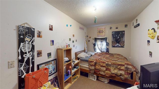 518 W Harris Avenue, Greenville, IL 62246