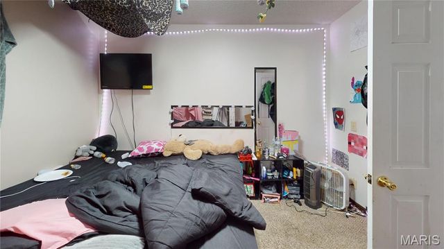 518 W Harris Avenue, Greenville, IL 62246