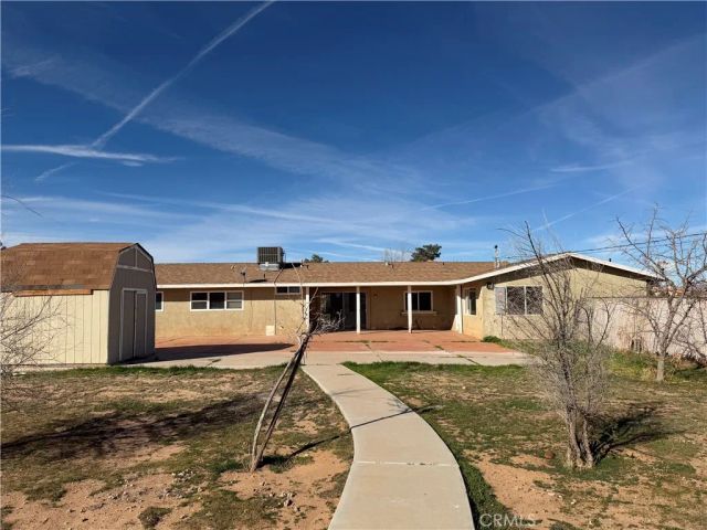 15225 Ramona, Apple Valley, CA 92307