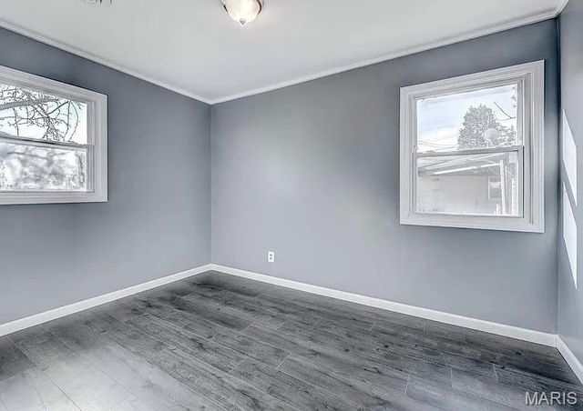 9618 De Porres Lane, St Louis, MO 63114