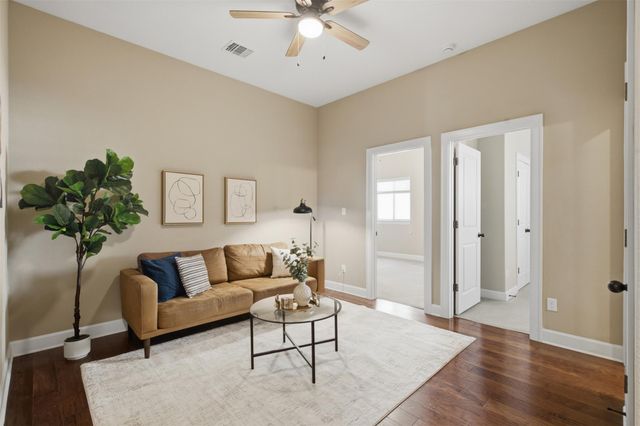 364 Sand Hills LN, Austin, TX 78737