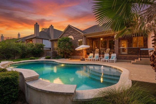364 Sand Hills LN, Austin, TX 78737