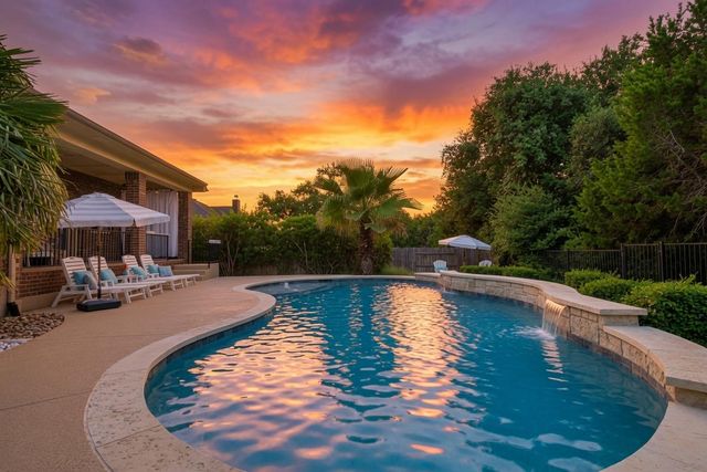364 Sand Hills LN, Austin, TX 78737