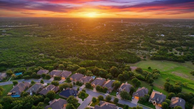 364 Sand Hills LN, Austin, TX 78737