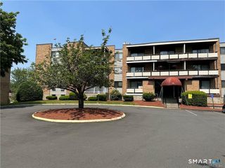 155 Bull Hill Lane APT 201, West Haven, CT 06516