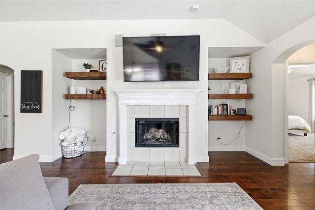 2565 Pinnacle Point Drive, Grand Prairie, TX 75054