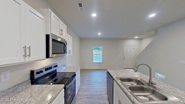 464 Maides Avenue, Wilmington, NC 28405