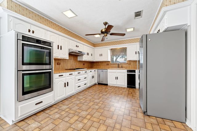 10130 Woodlake Drive, Dallas, TX 75243