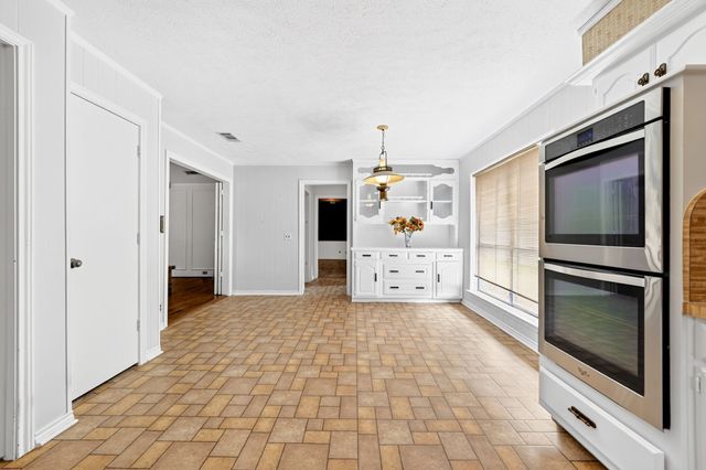 10130 Woodlake Drive, Dallas, TX 75243