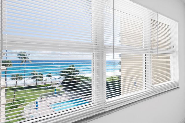 1069 Hillsboro Mile 507, Hillsboro Beach, FL 33062