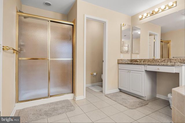 5 SUSANNAH DR, Chesterfield, NJ 08515
