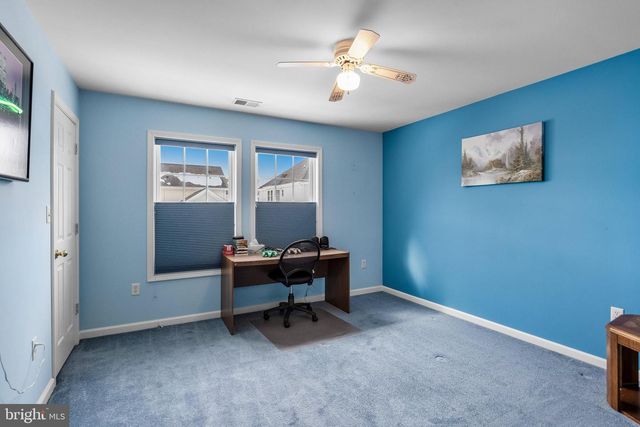5 SUSANNAH DR, Chesterfield, NJ 08515