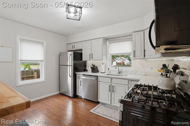 2003 Mapledale Street, Ferndale, MI 48220