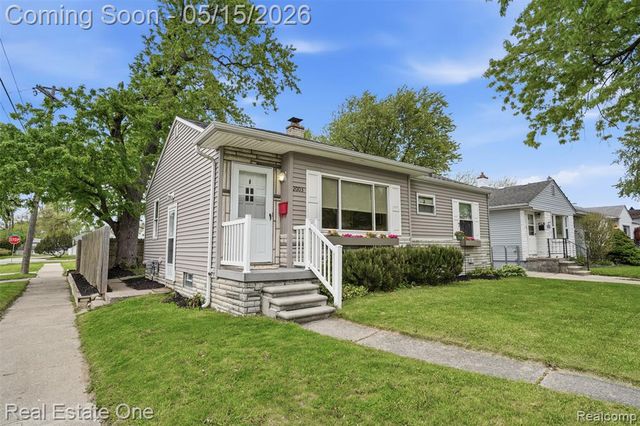 2003 Mapledale Street, Ferndale, MI 48220
