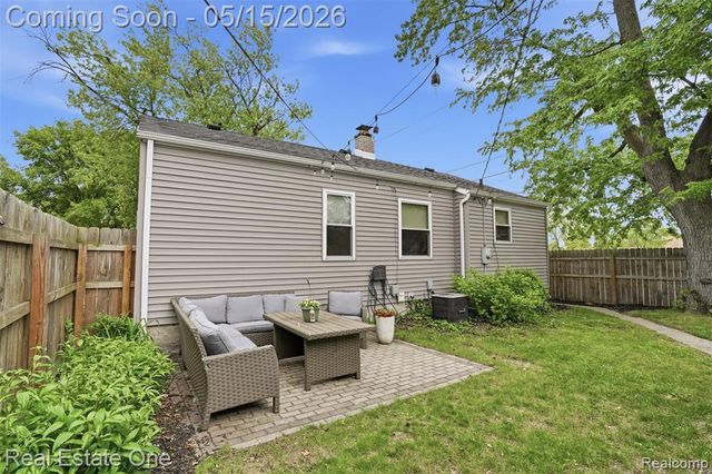 2003 Mapledale Street, Ferndale, MI 48220