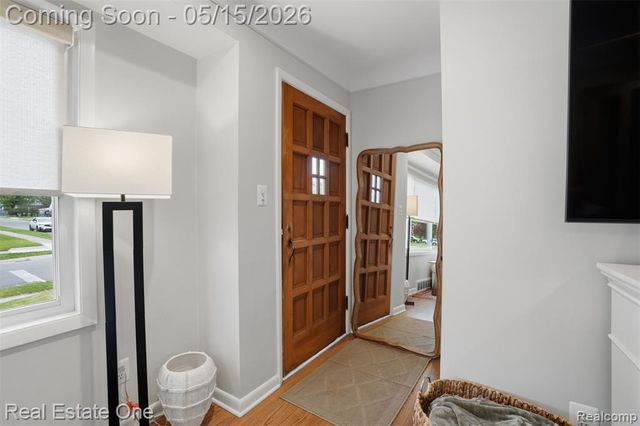 2003 Mapledale Street, Ferndale, MI 48220