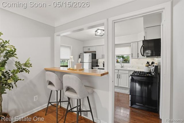 2003 Mapledale Street, Ferndale, MI 48220